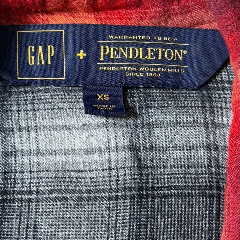 GAP x Pendleton Shirt Women’s XS Red Plaid Button-Up Long Sleeve Flannel Collab - Picture 10 of 11